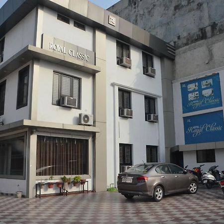 Hotel Royal Classic Bareilly Exterior foto