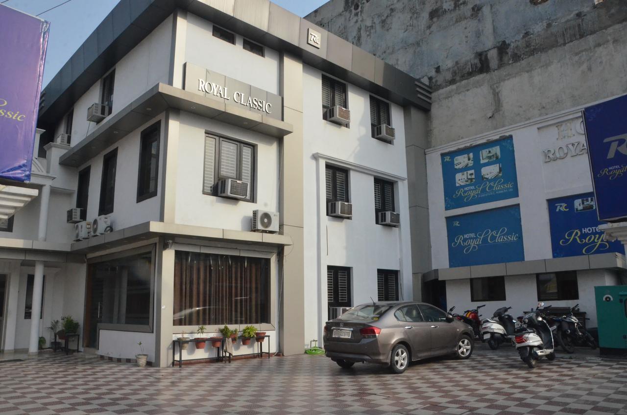 Hotel Royal Classic Bareilly Exterior foto