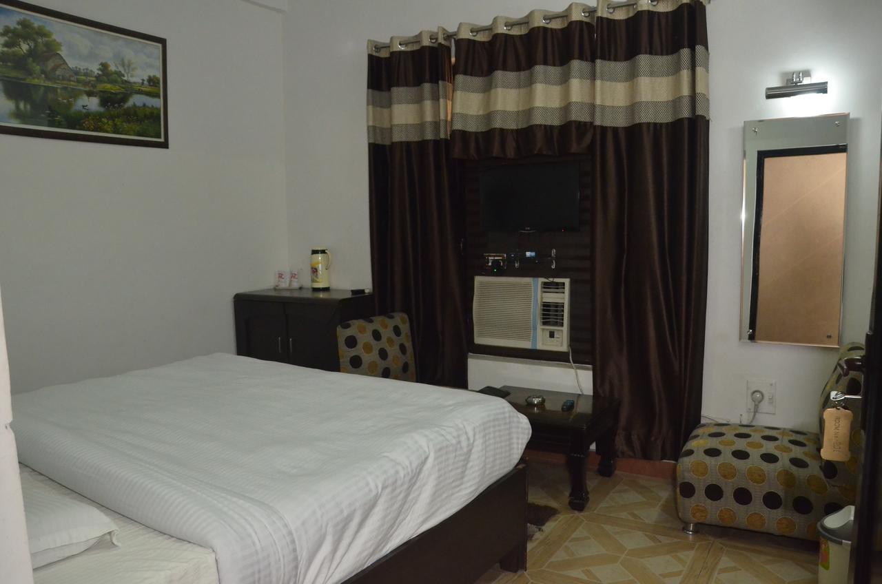 Hotel Royal Classic Bareilly Exterior foto