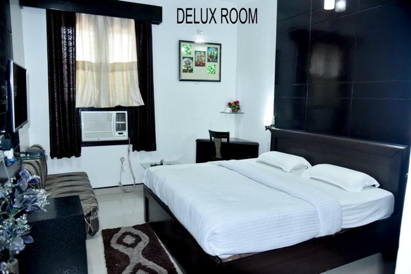 Hotel Royal Classic Bareilly Exterior foto
